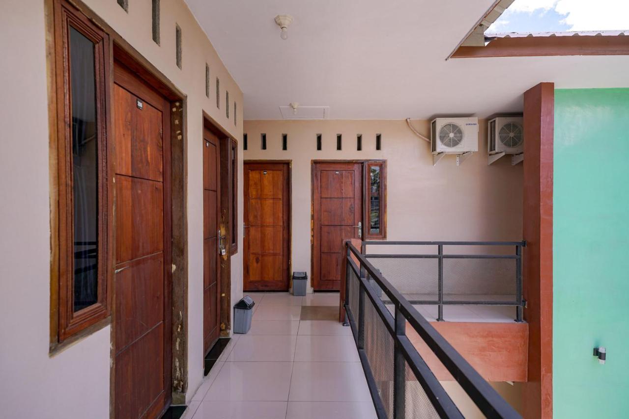 מלון Reddoorz Syariah Near Bukit Teletubbies Padangsidempuan מראה חיצוני תמונה