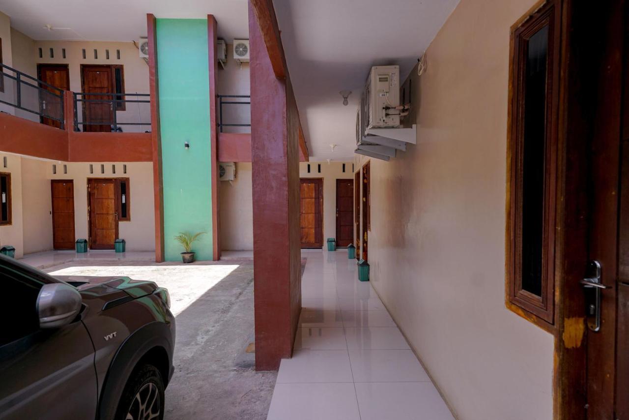 מלון Reddoorz Syariah Near Bukit Teletubbies Padangsidempuan מראה חיצוני תמונה
